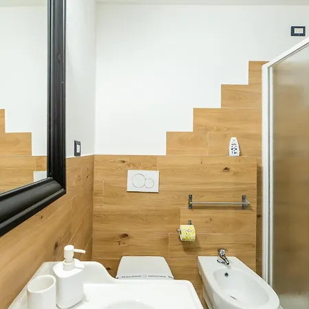 Πανσιόν K-rooms - Station By Innstay
