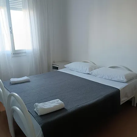 Guest house Lz Smartstays