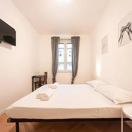 Appartamento Rrrapido Sant' Ambrogio And - Via Olona