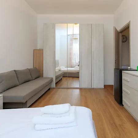 I-host - Imperia 21 Appartement Milaan