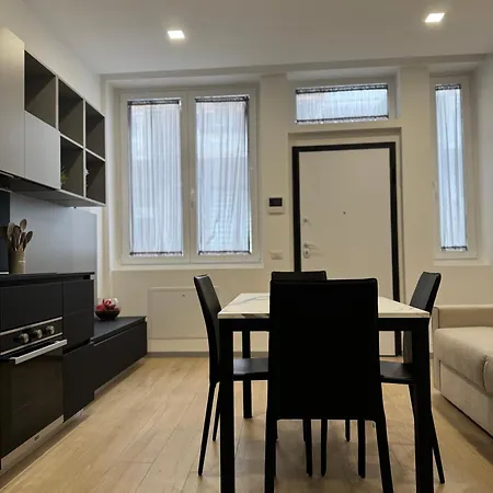 Moderno Con Wi-fi E Ac - Vicino Stazione E Metro M3 Milano