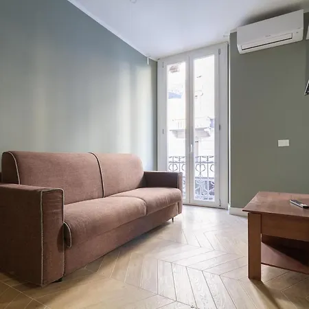 Daire Shopping District - Station - Two *