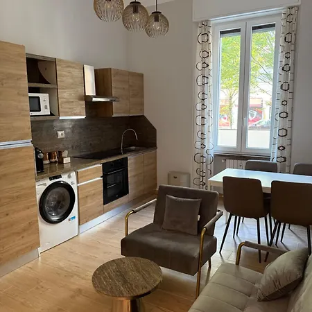 아파트 - 2br 2ba - 5 Min Walk To Metro & Train 밀라노