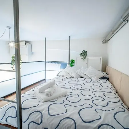 Close Station New Mini Loft Ac Wifi Lägenhet Milano