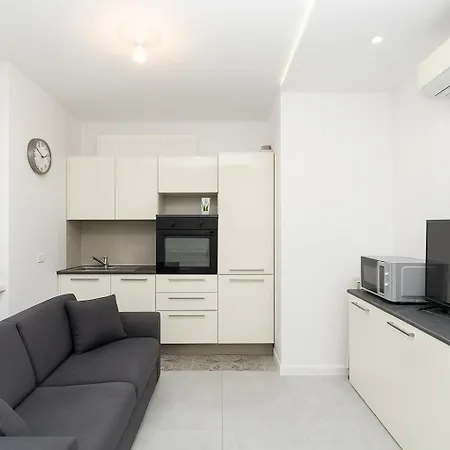 Lägenhet Vivimihome - Ronchi House Milano