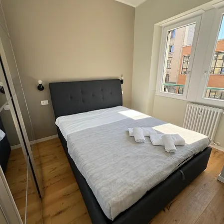Appartement Conte In Milan