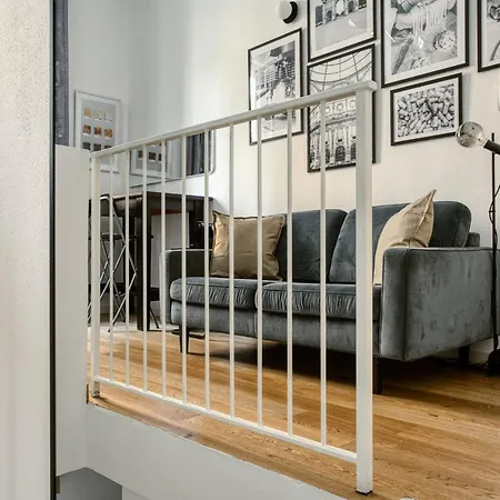 Hostmate - - Via Bulona - Sempione *