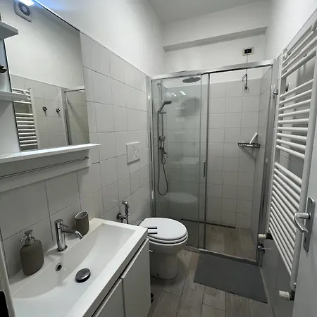 Milan-porta Venezia Ac Wi-fi *