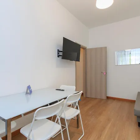 I-host - Imperia 21 Appartement *