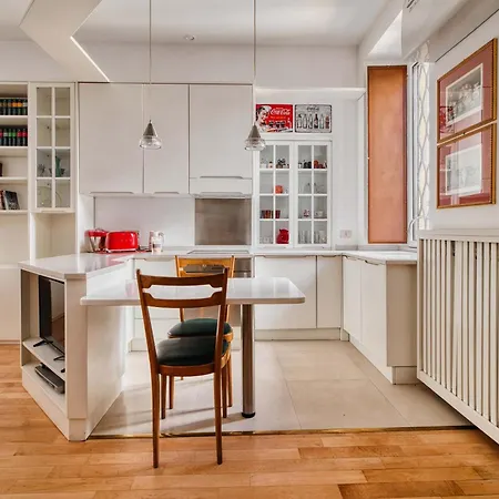 Modern 1 Bedroom Near Gae Aulenti *