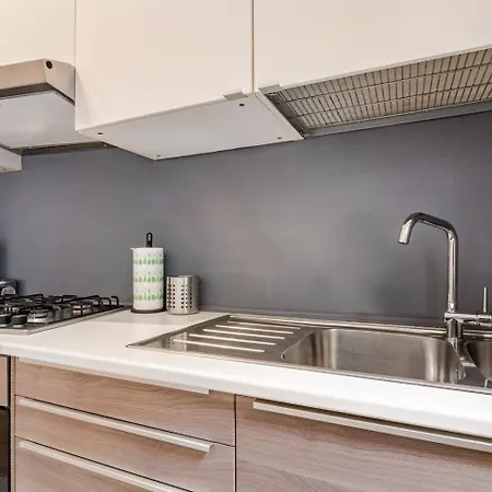 Elegant Flat Milano-near San Siro Stadium! *