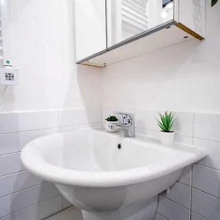 Close Station New Mini Loft Ac Wifi Апартаменты