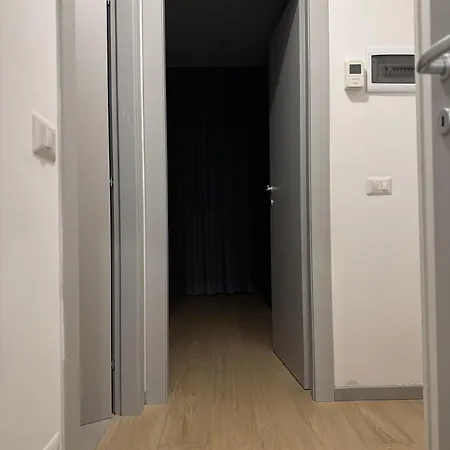 Moderno Con Wi-fi E Ac - Vicino Stazione E Metro M3