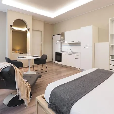 Contempora - Luminous With Spacious Bathroom - Isola Apartment Mailand