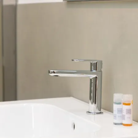 Luxury New - Stazione Garibaldi A 5 Minuti