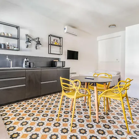 Apartmán Loreto 3 Pax Wi-fi Milán