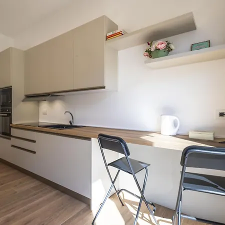 Nolo 51 By Interhome * Milán