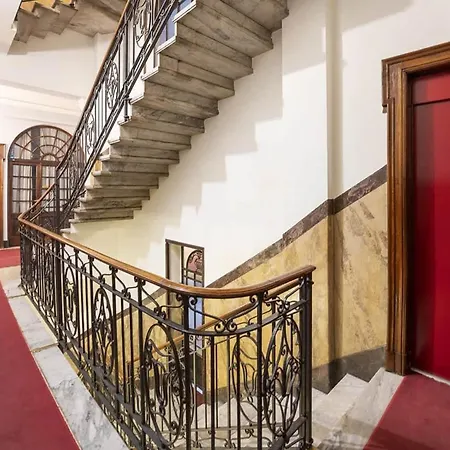 Apartamento Stylish Retreat For Two In *