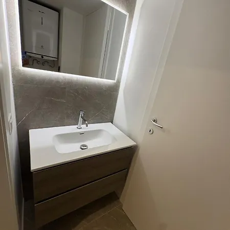 Conte In Apartamento Milán