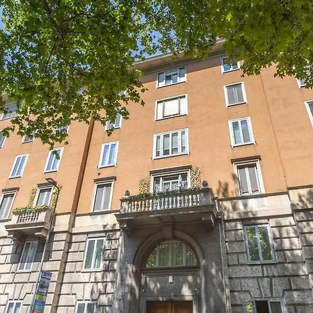 La Casa Dei Dieci - Stazione Apartment