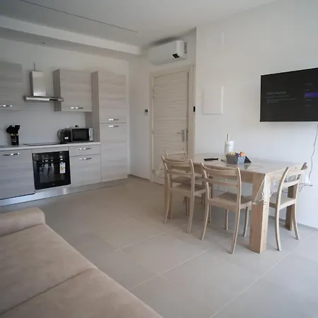 16 Nevoso Palace * Milano