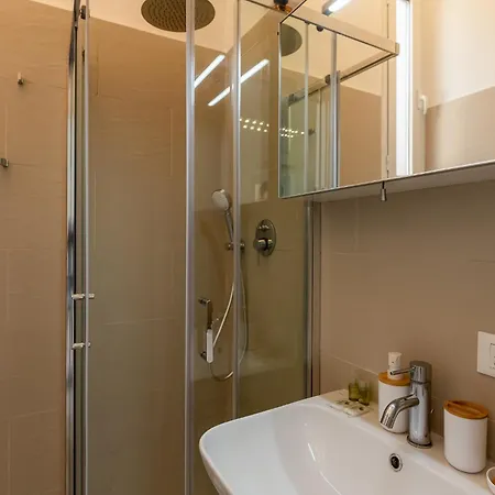 Orti Living - Porta Romana - Duomo By Innstay 아파트