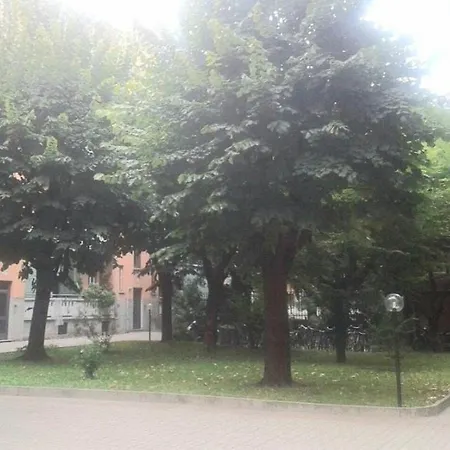 Allegra Stanza Privata San Siro Milan