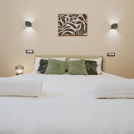 Апартаменты Nm Hospitality- Corso Buenos Aires *