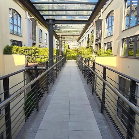 Bocconi Porta Romana Fondazione Prada In Penthouse Milán