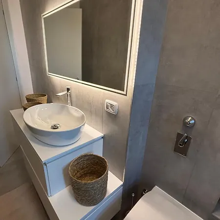 New Brenta 10 Minutes To Duomo M3-15 Minutes To Linate - Full Furnished Wi-fi,amazon Prime And *