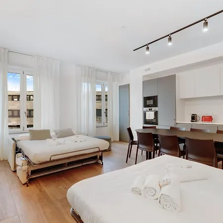 Luxury New - Stazione Garibaldi A 5 Minuti