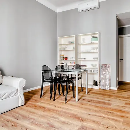 Appartement Hostmate - - Piero Francesca - Sempione Milan