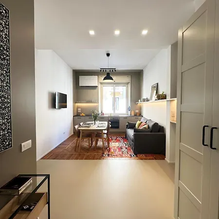 Elegant Center Lejlighed *