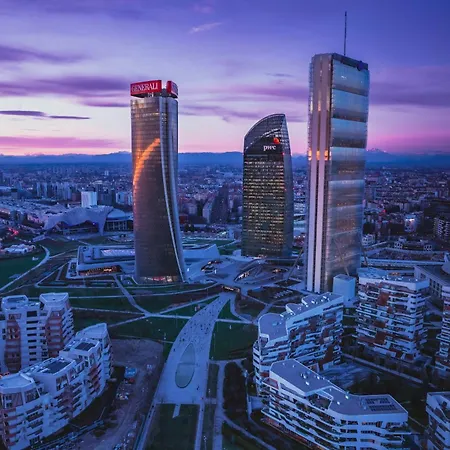 Elegance 10 Min To Duomo & Station ميلان