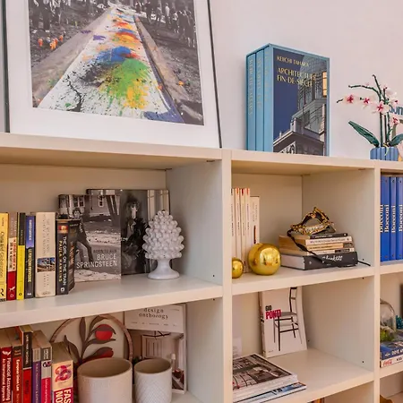 Elegant Nest - Close To Duomo Apartment