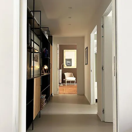 Elegant Center Lejlighed