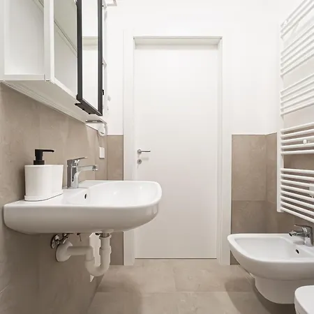 Rrrapido Sant' Ambrogio And - Via Olona Apartamento Milão