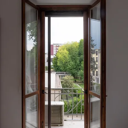 Elegant One Bedroom In Rovereto - Mirable Pm Apartament Mediolan