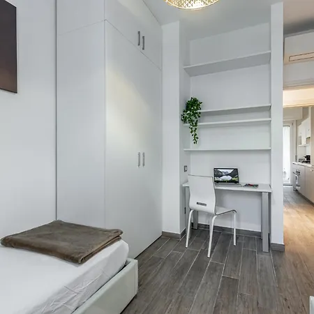 Giambellino Trilocale Accogliente Con Garage ميلان