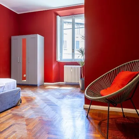 Shopping District -200 Mq - 8 People Apartment *