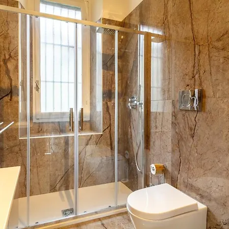 Shopping District -200 Mq - 8 People * Mailand