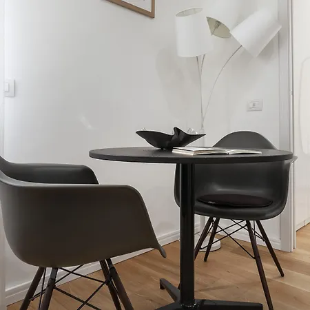 Isola Porta Garibaldi Moderno E Bilocale Appartement Milan