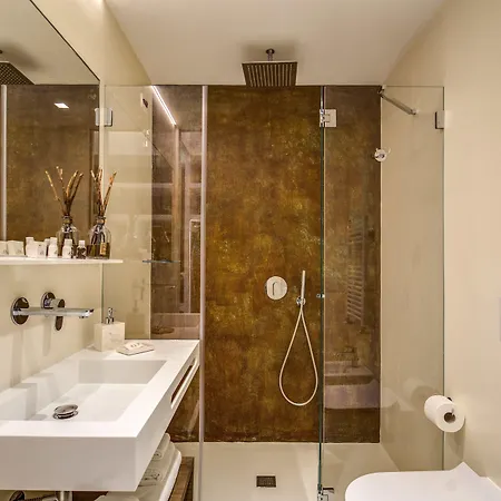 Отель Victor Boutique 3*