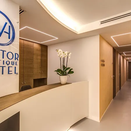 Victor Boutique Hotell 3*