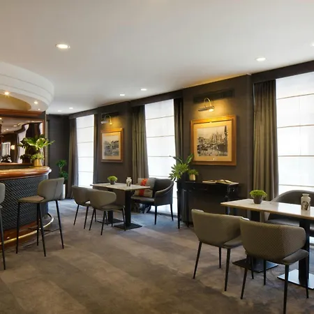 Starhotels Tourist Hotel 4*