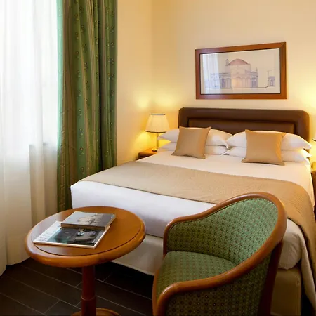 Hotel Starhotels Business Palace 4*