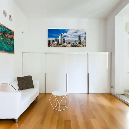 Easyhomes - Piola Bazzini * Milão