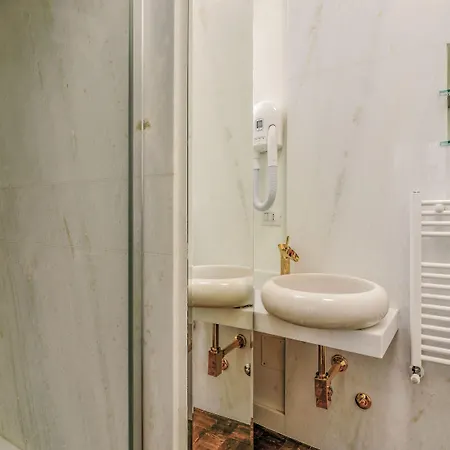 Riviere Private Scala