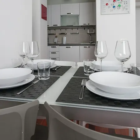 Italianway-cola Montano Apartment Milan