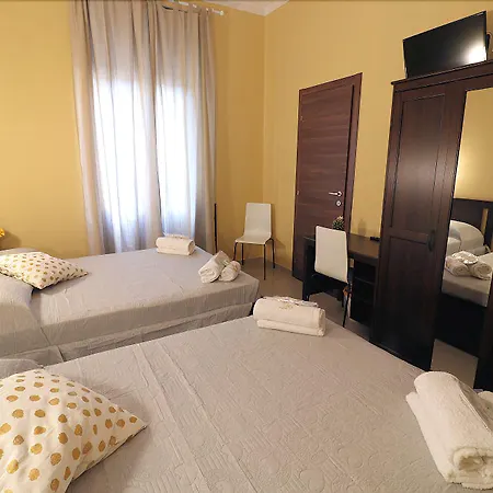 Golden Hotel 3*